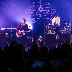 Damon Albarn – Heavy Seas Of Love (live at the BBC Radio 6 Music Festival 2014)