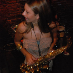 Juzzbox - Beautiful Love (feat. Melina Paxinos; Saxophone)
