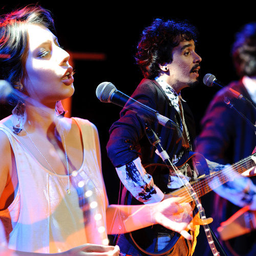 Dois Tempos De Um Lugar Paulo Monarco E Dandara 2013 By Paulo Monarco On Soundcloud Hear The World S Sounds dois tempos de um lugar paulo monarco