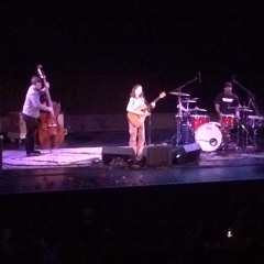 Ani DiFranco "Rainy Parade" live in Sacramento 2014 (new unrelased song!)