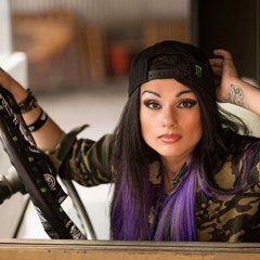 8. Fire - Snow tha Product