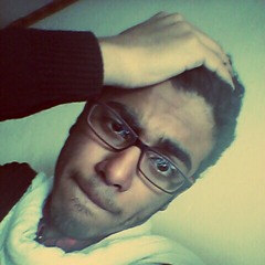 موسيقى انت عمرى انا اللى بعزفها ب الزمارة ^_^