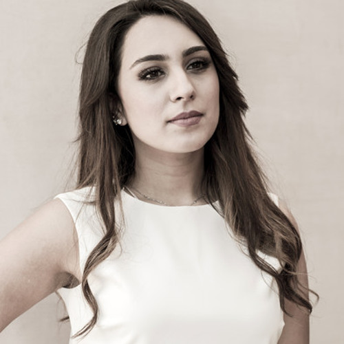 White Rabbit - Maysaa Karaa "American Hustle"