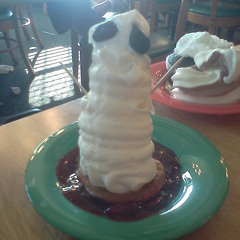 Kevin, Rachael, Sam Discussing Race in Comedy