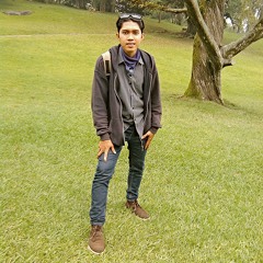 Utopia_hujan (cover) versi galau at My bed