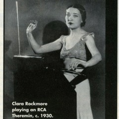 Dancing on the Moog for D.A.N. - Insane Electronic Colours @ GlobalBeats FM 09.03.2014