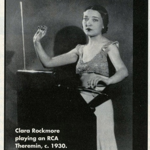 Dancing on the Moog for D.A.N. - Insane Electronic Colours @ GlobalBeats FM 09.03.2014