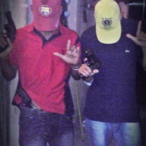 MC MENOR DL - AGENTE TEM MUNIÇÃO PRA GUERRA ATE 2018 ((DJ TERRY))