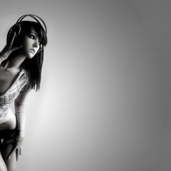 She Only Needs A Bass ( Prod. GS ) Feat.Nate Monoxide & Craig Blackmoore