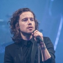 Julien Doré LIVE - Corbeau Blanc -13 Mars 2014 @Folies Bergères