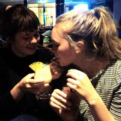 across the universe til anna cæcilie