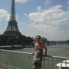 Michael Morrone - Le Parisien (Ambient Mix)