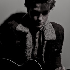 Give Me Some Air - Domien Ft. Paulien Mathues