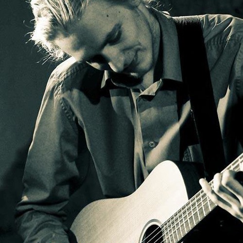 (Karlovas) On Peaaegu Kevad.