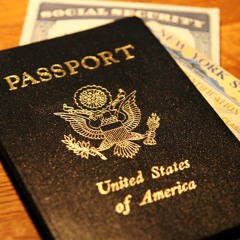 Pengjet e mia - recited by author Traboini.