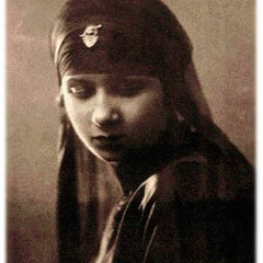 قال ايه حلف مايكلمنى  - ام كلثوم