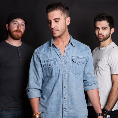 Stream Mix 104.1 Boston Plays "Songman" On The Air by BeachAvenue