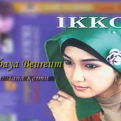 Kabaya Beureum by Ikko