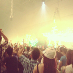Khói Vũ Trường  - DJ BeeDVL
