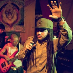 Rocker Full Mood - Philippe Magician Ft. Silver N' Gold