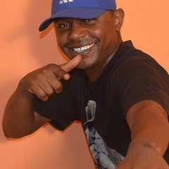 MC URUBUZINHO - CHAMO NO MACETE LIGHT