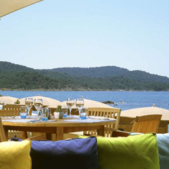 idyle hotel 2