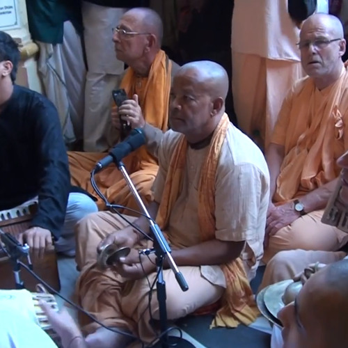 Agnidev Prabhu After Abhishek Kirtan Krishna Balaram Mandir 2014 Part 1