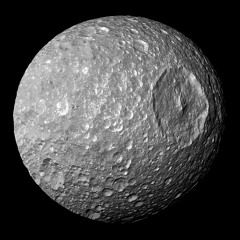 Departing Mimas (32 kb .IT)
