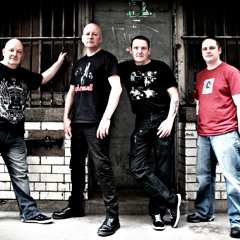 The Puzzlers - 'Looking At Pictures' (Remix)