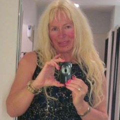 Emil Lassaria And Caitlyn - Gimme More