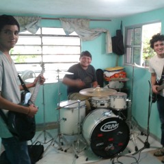 Razor blade cover zoe con enrique