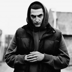 MIC RIGHTEOUS - GHOST TOWN