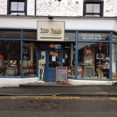 Mat Hoods - Earthland Explorers (Space Suite Edition)