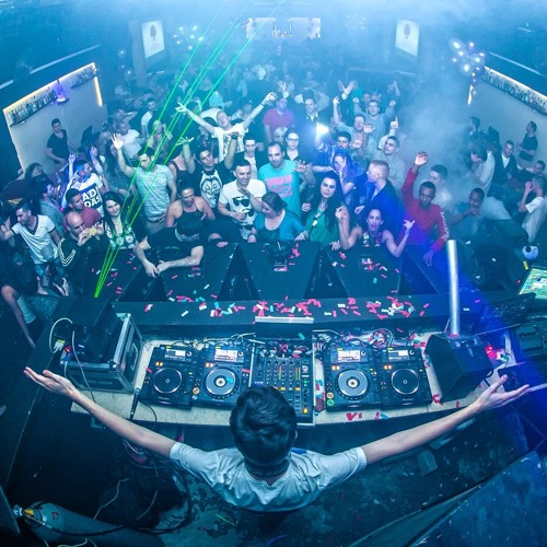 Matt Bukovski - Surrounded 047 (28-03-2014)