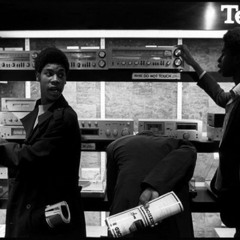 Guy Young - Wiggle (How We Used To Live Mix) - Saturday 29th March 2014