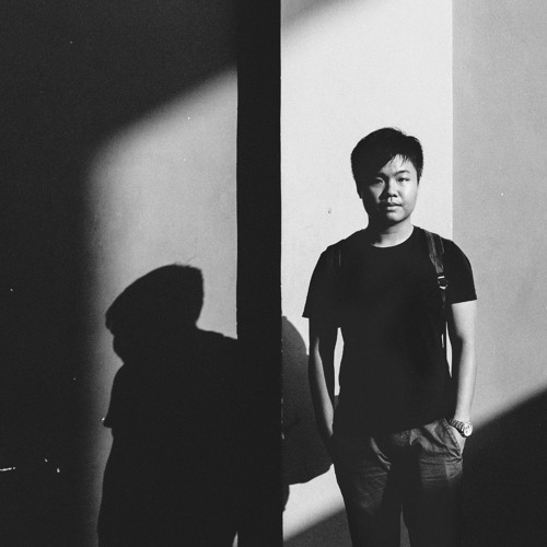 Mùa Yêu Đầu