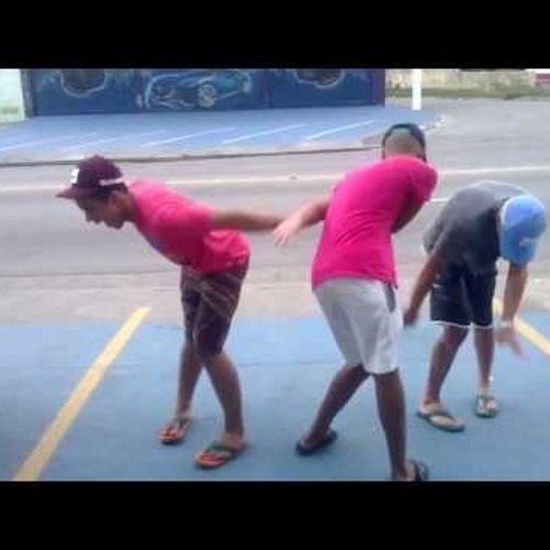 Mc Crash - Passinho do Romano [ lançamento brabo 2014 ]