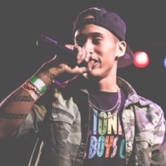 Light Skin Feat. MNI (Prod. Angelo Runco)