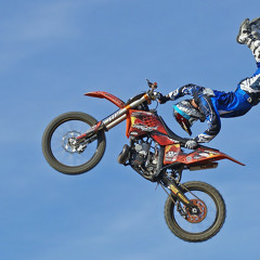 Dexter 6:00 AM aka DeeZIL - Motocross (2004) Live @ Elektropogo Riot