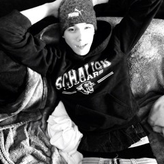 RuNNa  (New) SINGLE  *I Get IT*