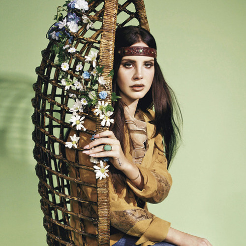 Lana Del Rey - Meet Me In The Pale Moonlight