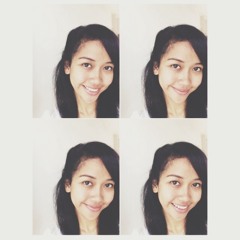 Untitled - Maliq and d'essential