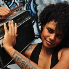 Little Bit - Soraia Drummond