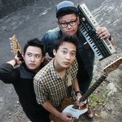 WAKE Hillsong Young & Free (COVER) by CASSETTE