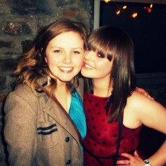 Wrth i'r afon gwrdd â'r lli - Bethan Ruth & Elin Gruff