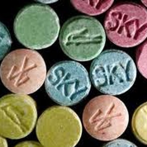 MT = DOIDONA DE BALINHA , VEM SEM CALCINHA  ♫♪ [ DJ LH ]