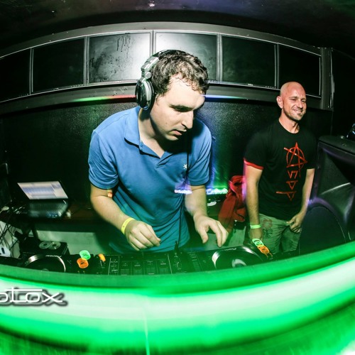 DJ Cotts - Live on Happyhardcore.com 10-APR-14