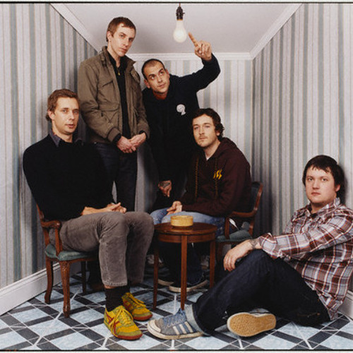 Modest Mouse - Float On (Live)