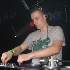 HARDBOUNCER (NL) (PARTYRAISER RECORDS) RESIDENT SHOW #2 ON TOXIC SICKNESS RADIO | 15TH APRIL 2014
