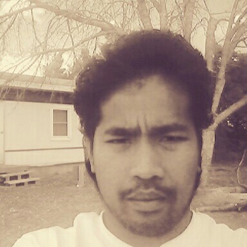 Kijen Felix Tare at Song